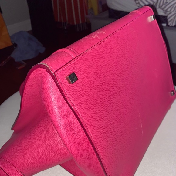 Authentic CELINE Phantom Medium Luggage Tote - Picture 6 of 16